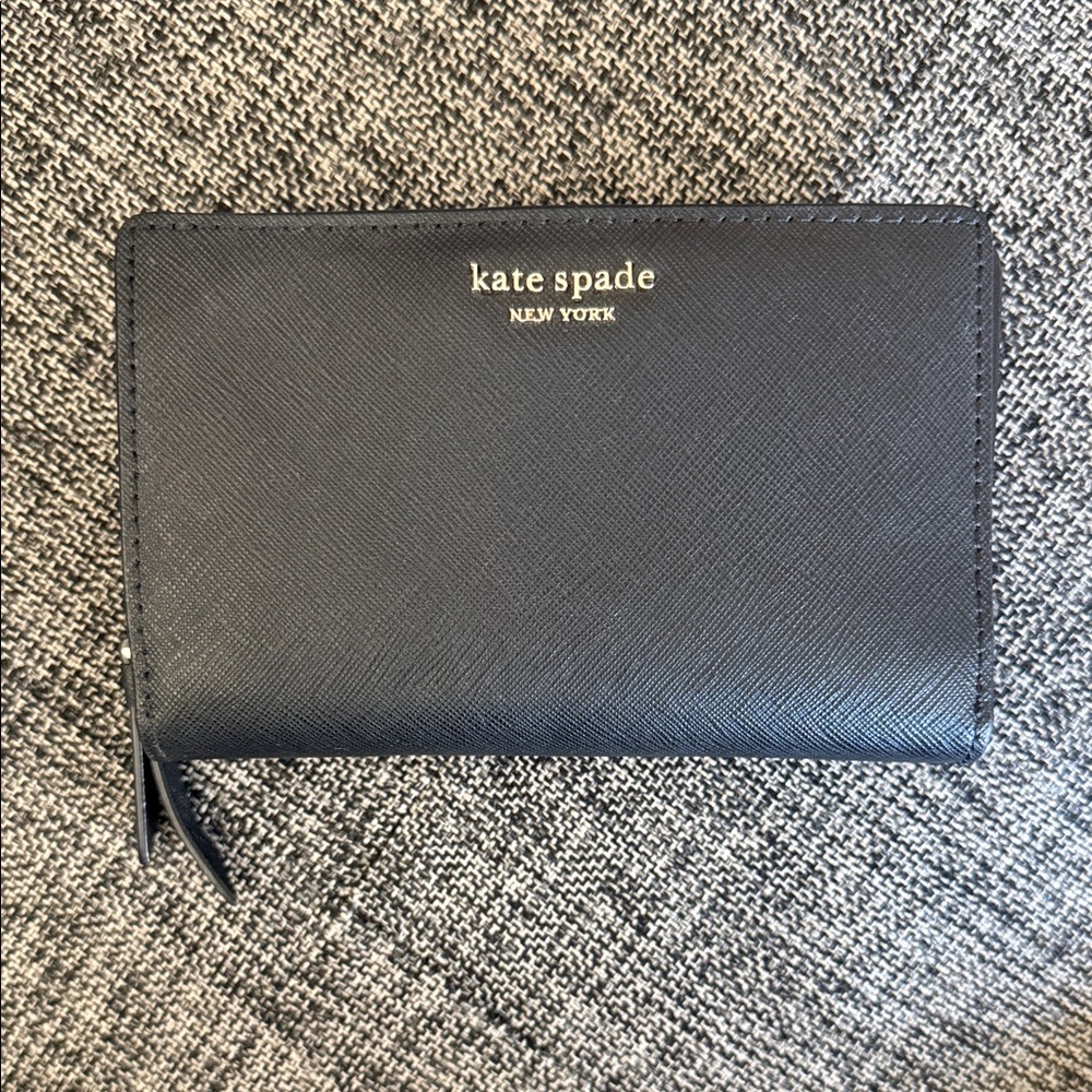 Kate Spade Black Medium Bifold Wallet Pre-owned